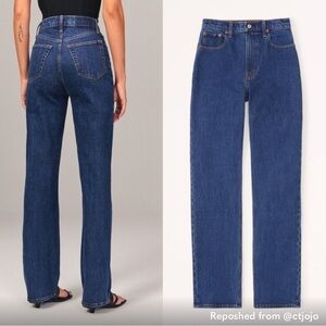 Abercrombie & Fitch 90s Straight Ultra High Rise Jeans